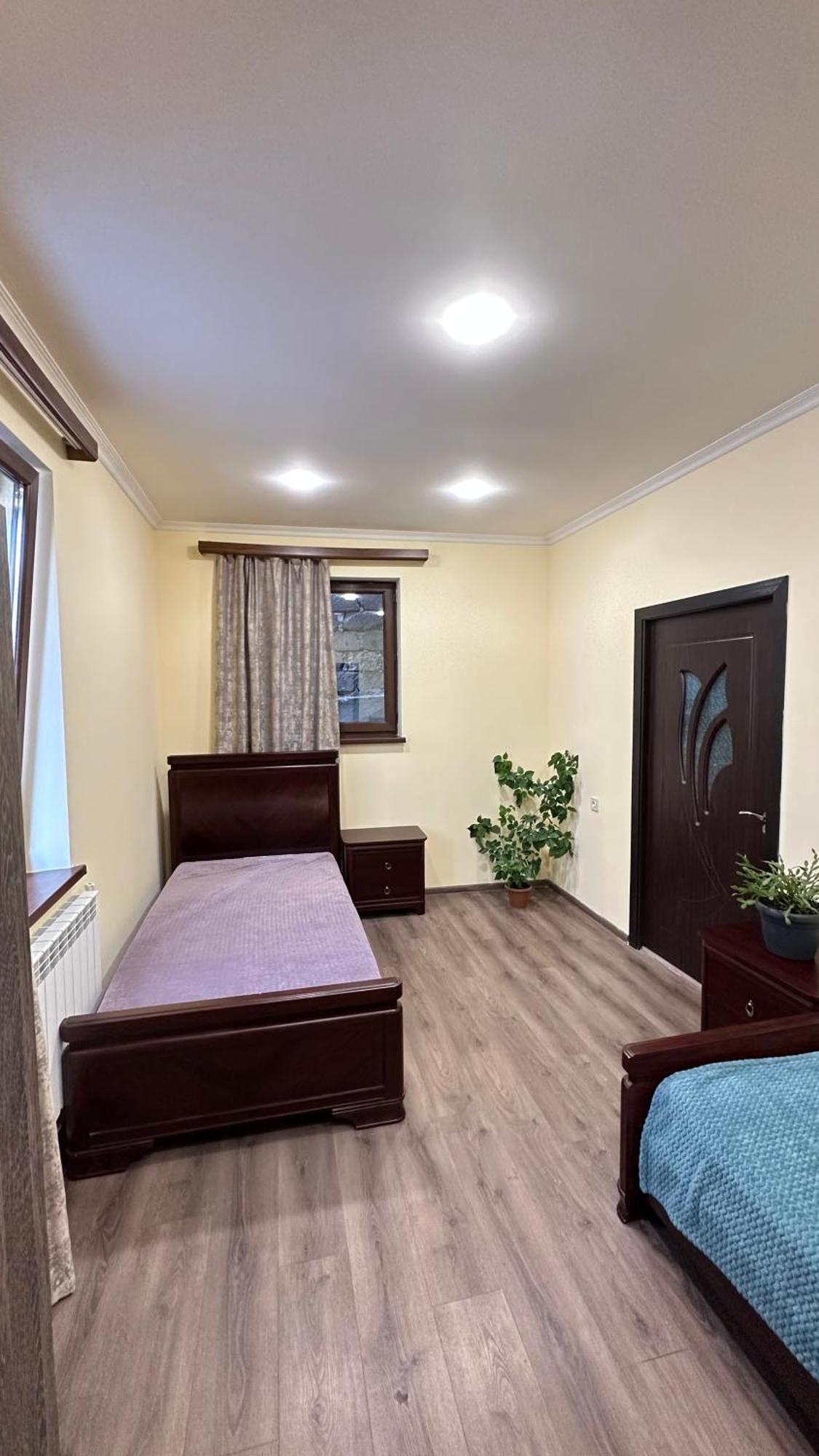 Rest & Relax Hotel Erivan Exterior foto